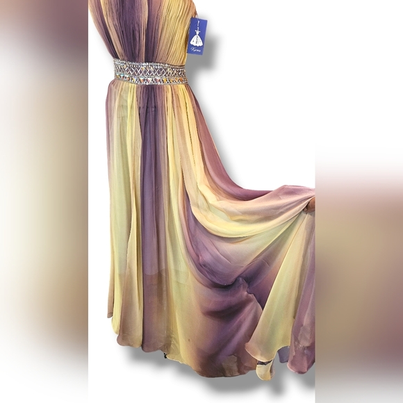 Evening gown - Picture 8 of 10